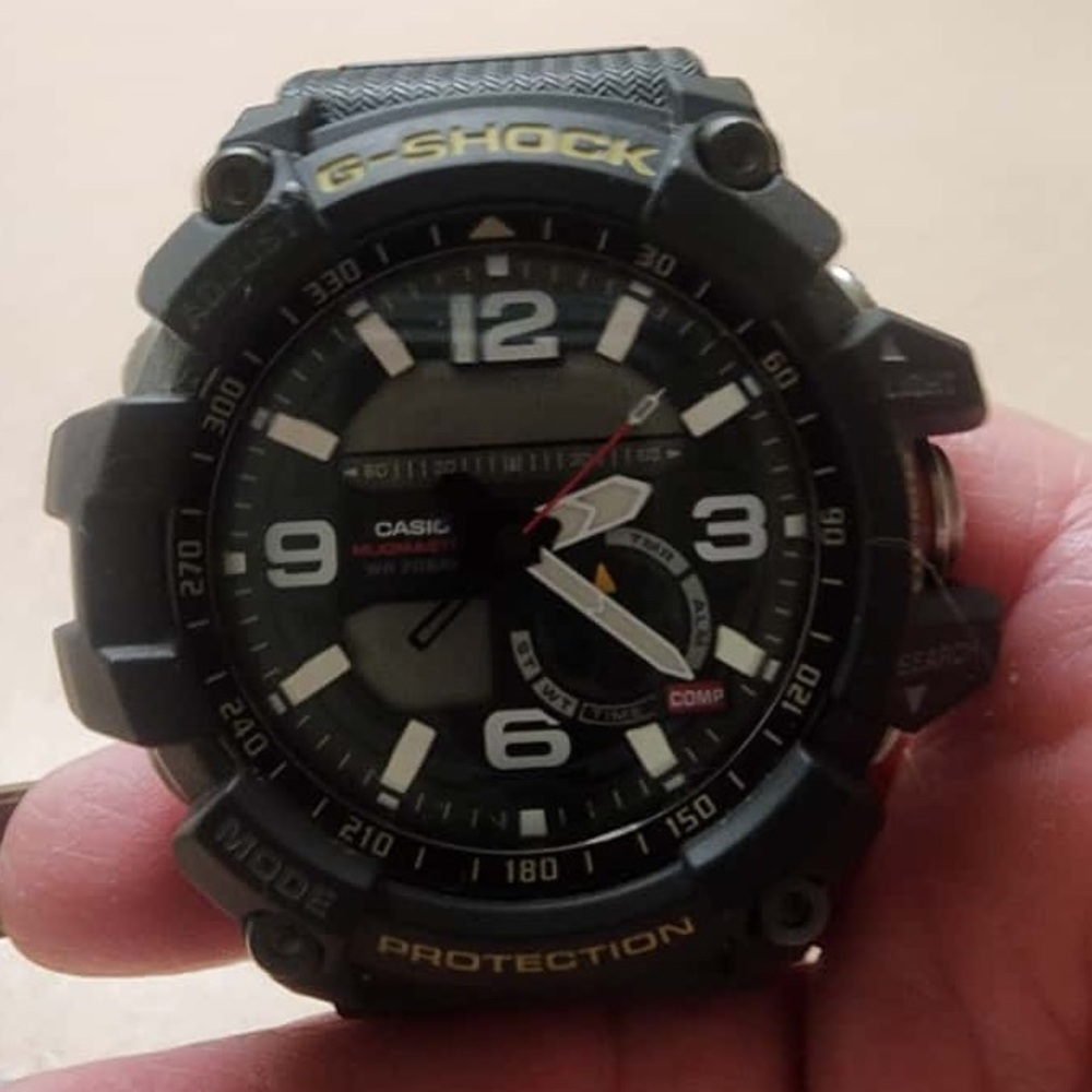 Casio G-Shock Black and Yellow Watch
